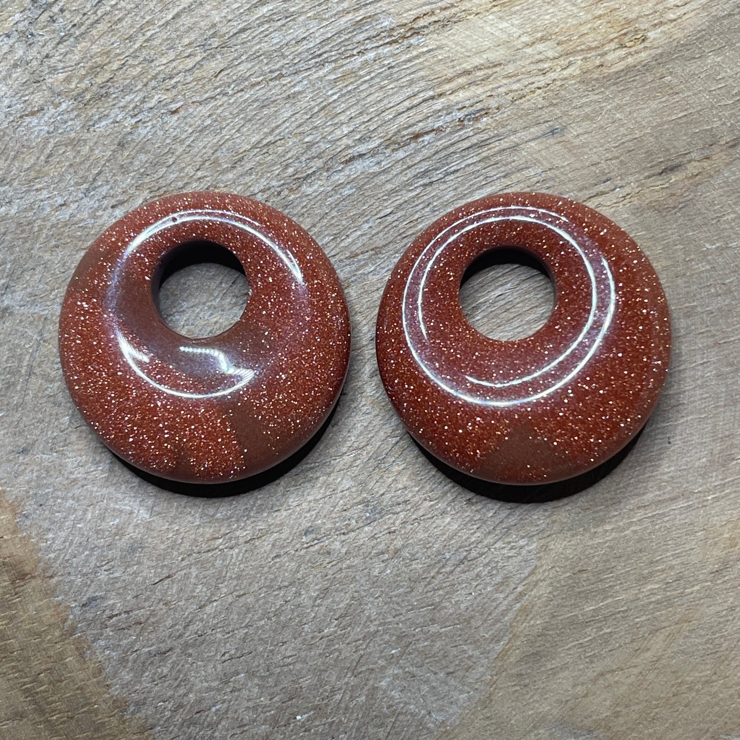 Edelsteen donut hangers