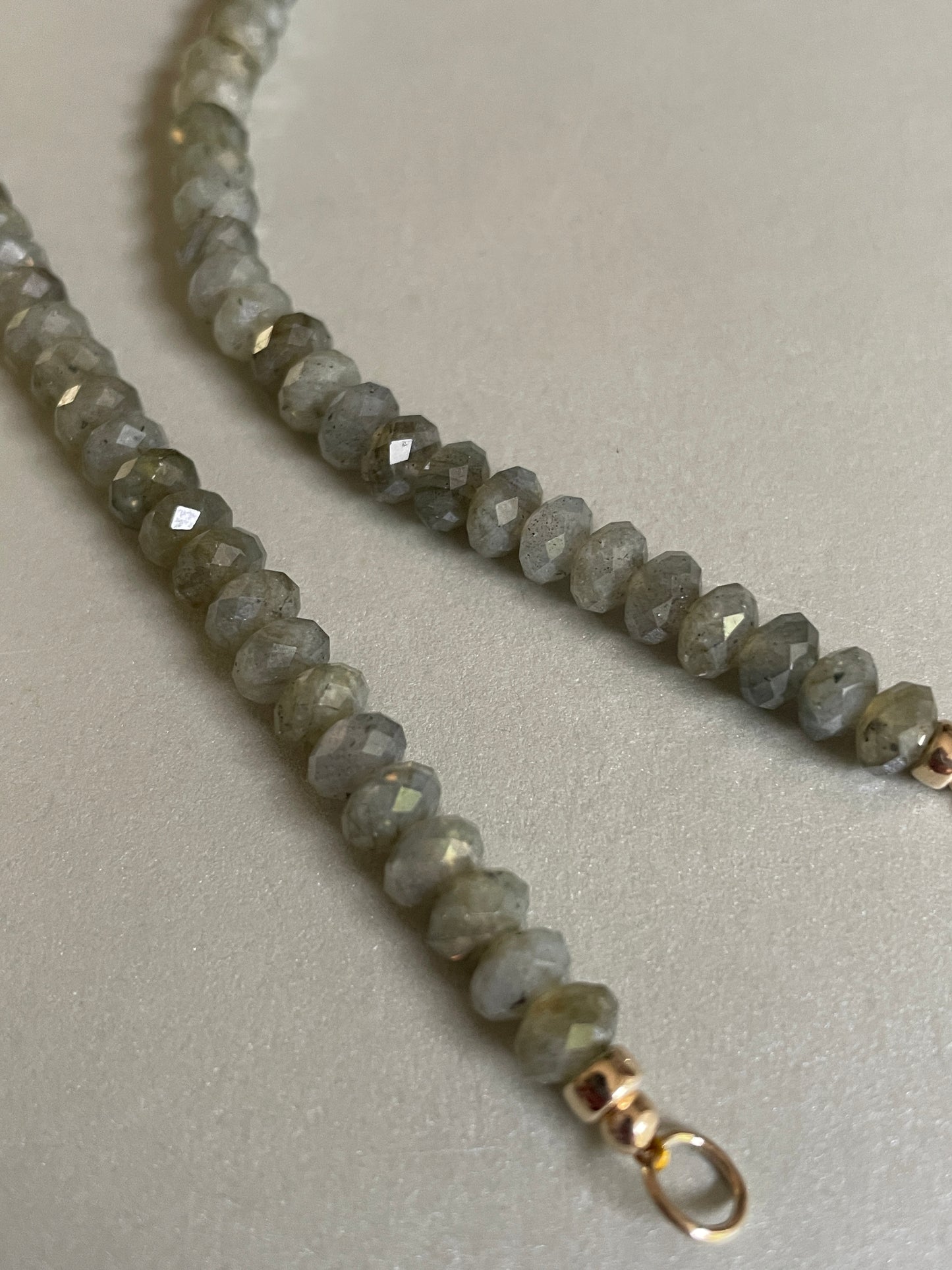 Ketting Lara
