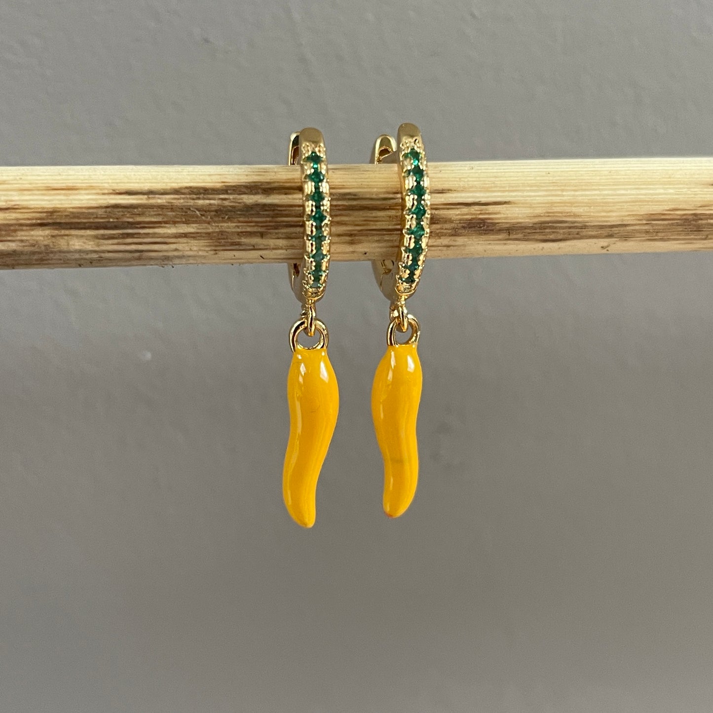 Earring orange pepper