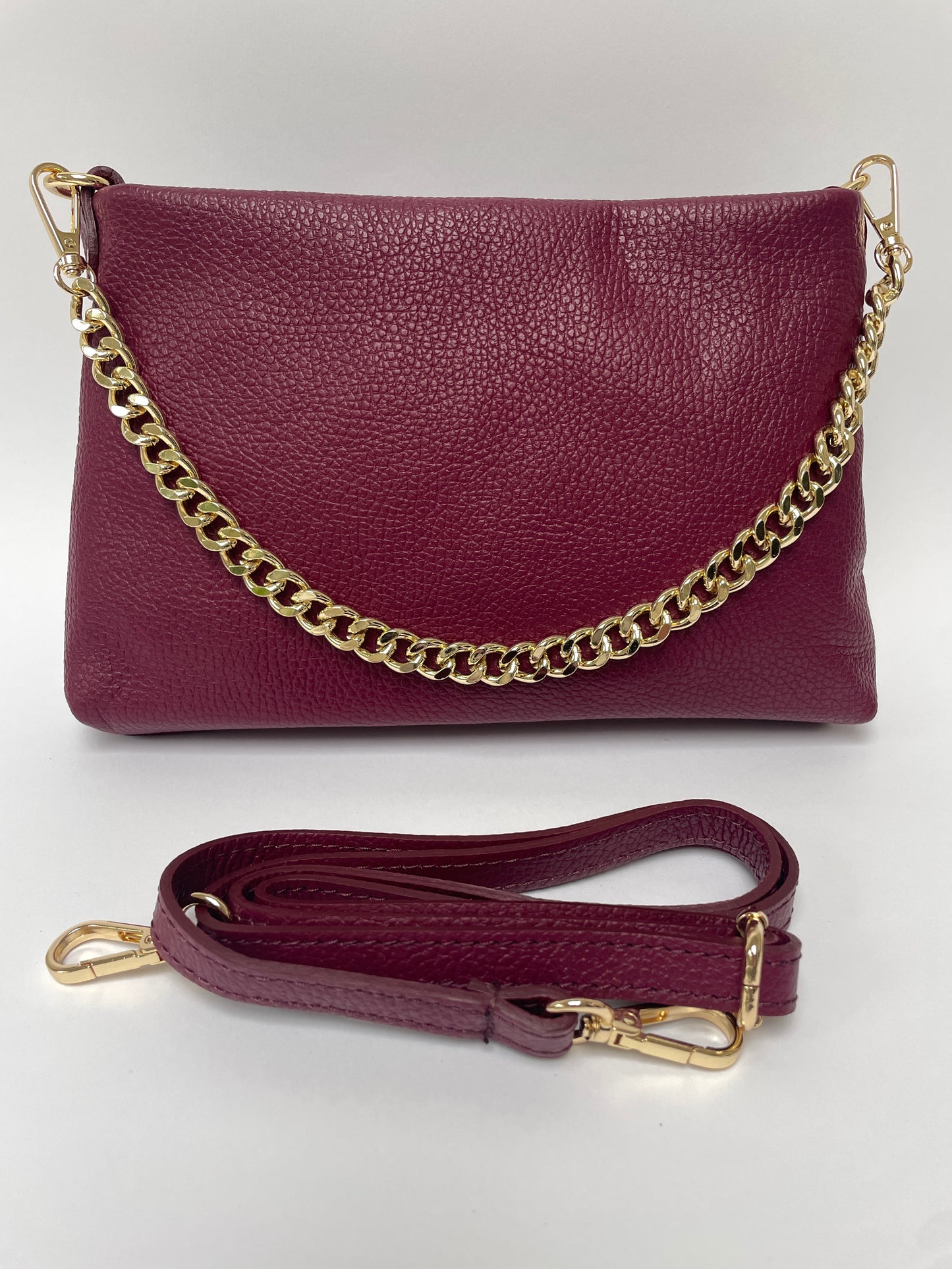 Leren tas met gouden ketting bordeaux