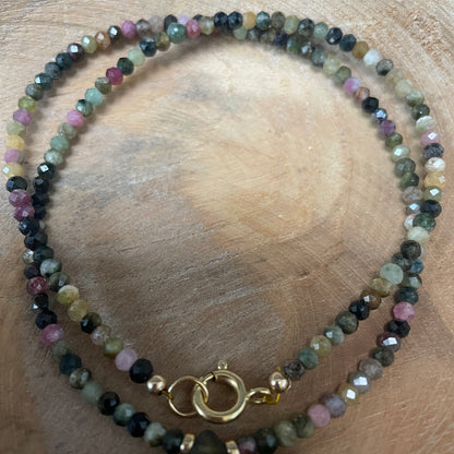 Coriandoli necklace