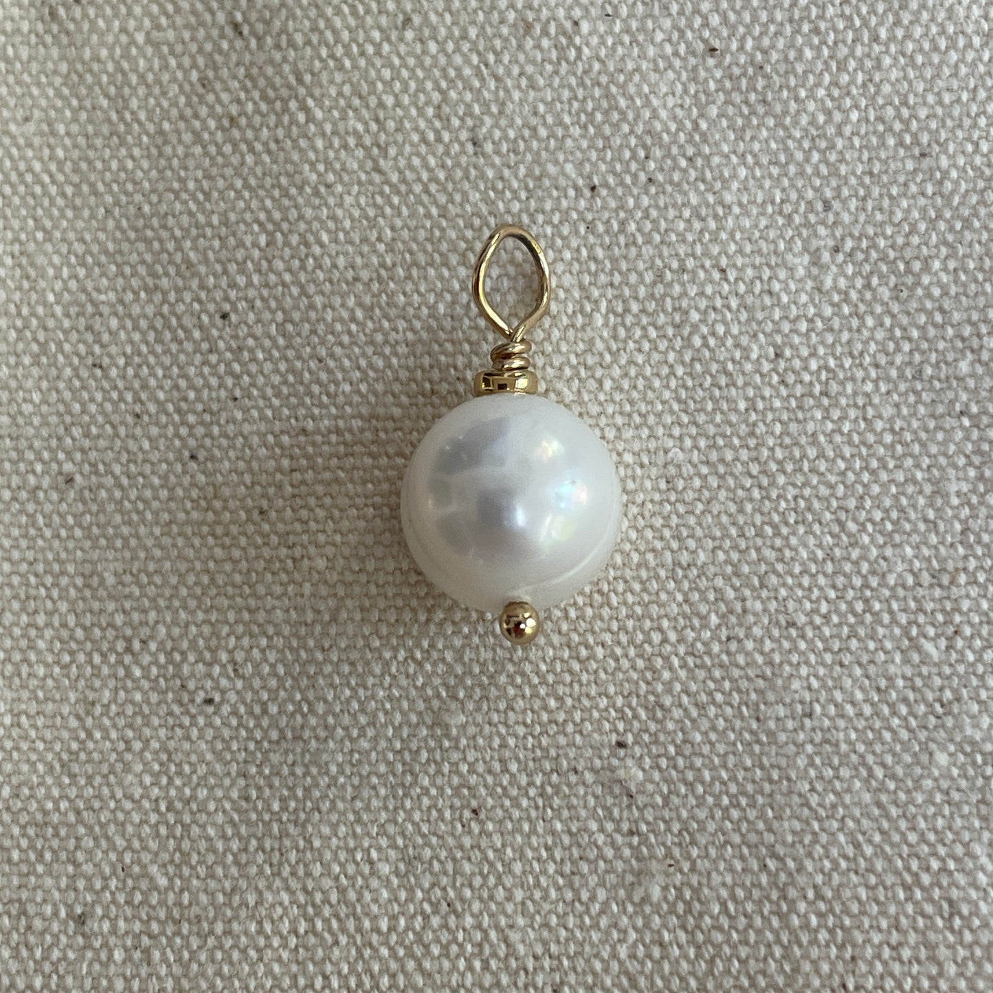 Pendant pearl