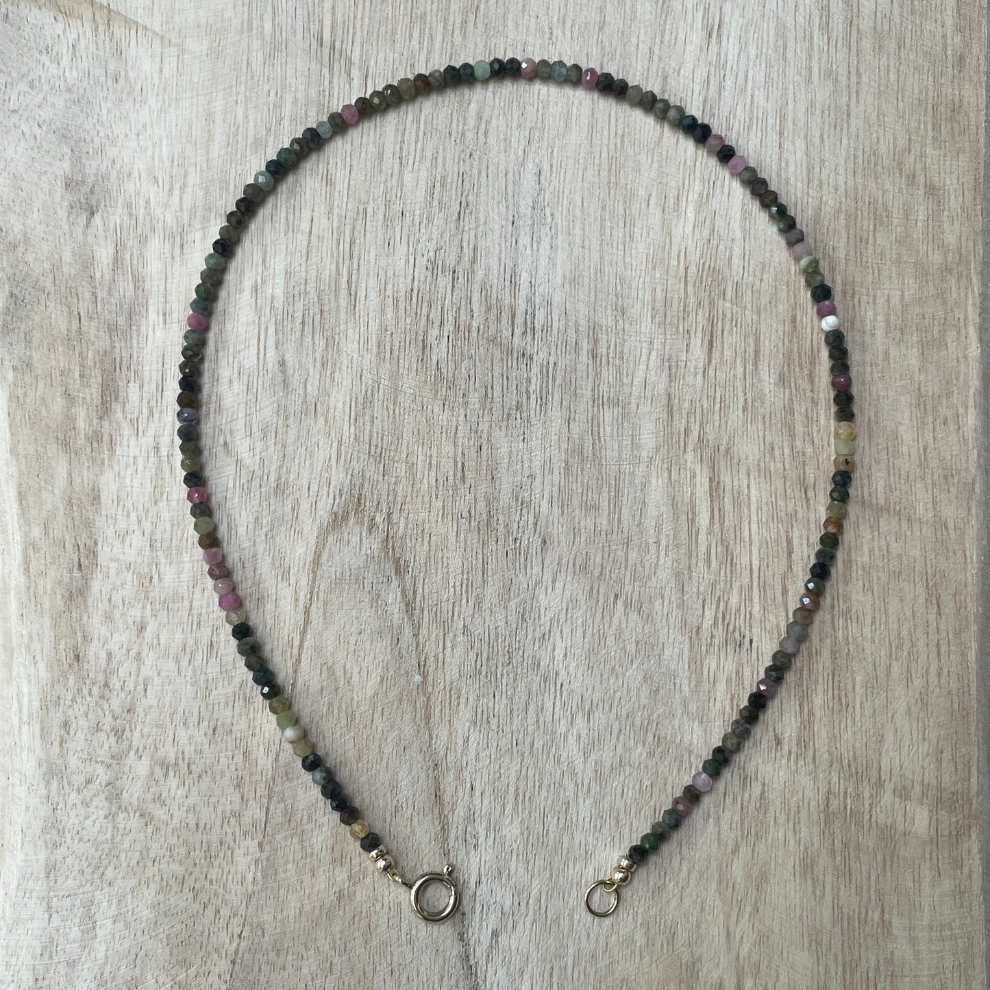 Coriandoli necklace