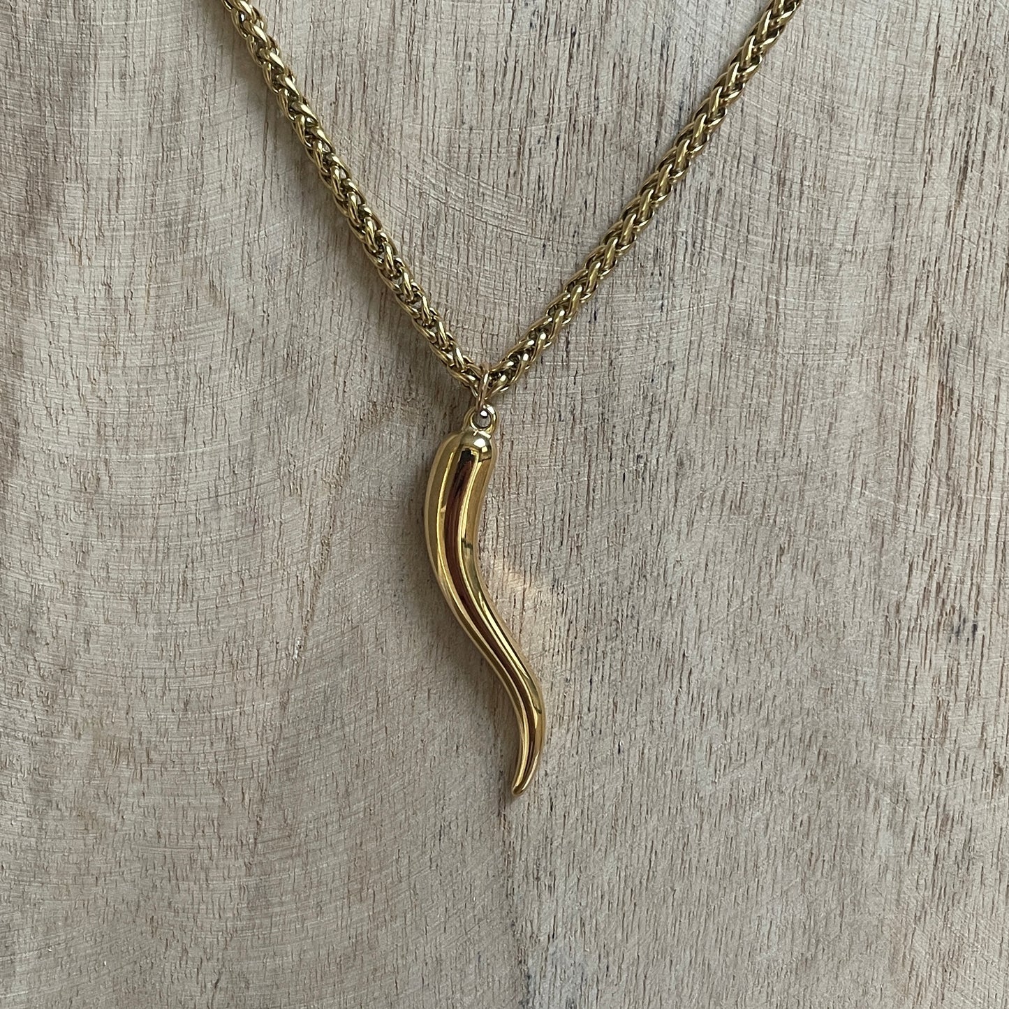 Vossenstaart schakelketting met gouden hoorn