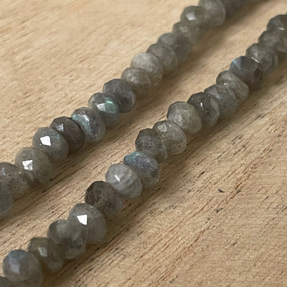 Labradorite Grigio necklace (stones 6mm)