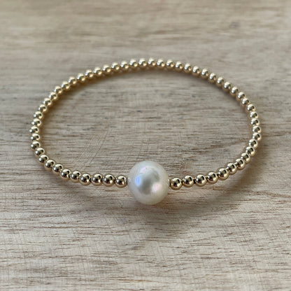 Bracelet large freshwater pearl Gold Filled