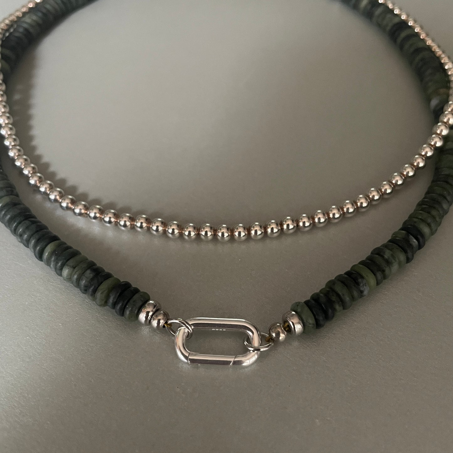 Elongated connector silver